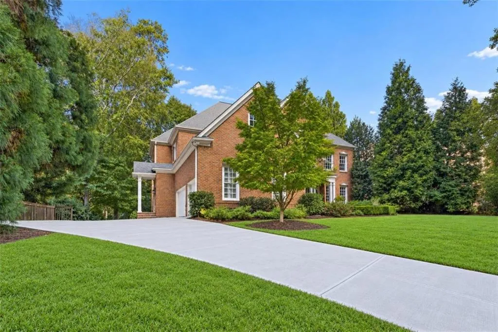 2870 Margaret Mitchell Drive Nw, Atlanta, Georgia 30327, 5 Bedrooms Bedrooms, 0 ,5 BathroomsBathrooms,Residential,For Sale,2870 Margaret Mitchell Drive Nw,7855255