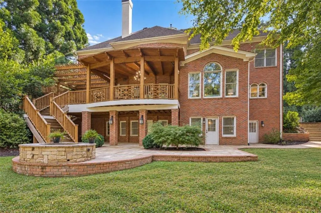 2870 Margaret Mitchell Drive Nw, Atlanta, Georgia 30327, 5 Bedrooms Bedrooms, 0 ,5 BathroomsBathrooms,Residential,For Sale,2870 Margaret Mitchell Drive Nw,7855255