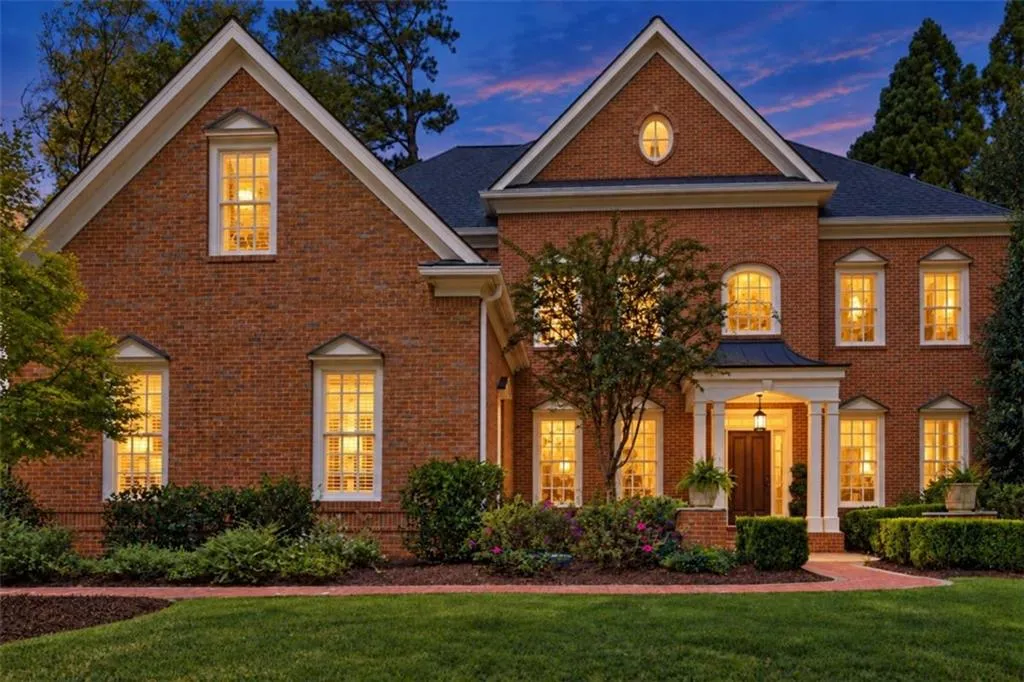 2870 Margaret Mitchell Drive Nw, Atlanta, Georgia 30327, 5 Bedrooms Bedrooms, 0 ,5 BathroomsBathrooms,Residential,For Sale,2870 Margaret Mitchell Drive Nw,7855255