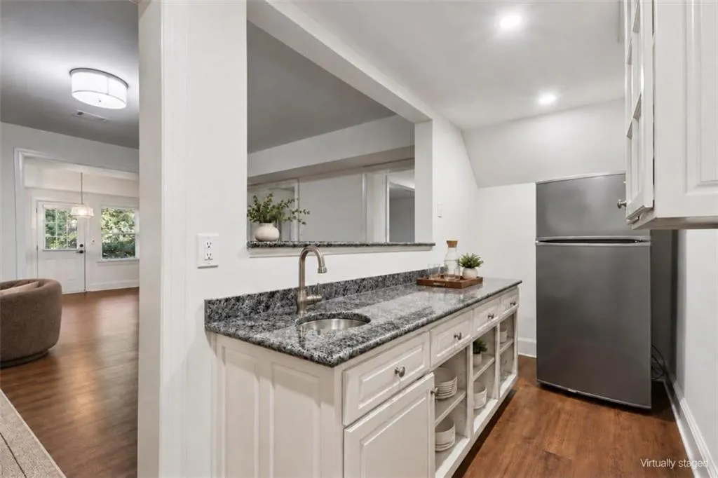 2870 Margaret Mitchell Drive Nw, Atlanta, Georgia 30327, 5 Bedrooms Bedrooms, 0 ,5 BathroomsBathrooms,Residential,For Sale,2870 Margaret Mitchell Drive Nw,7855255