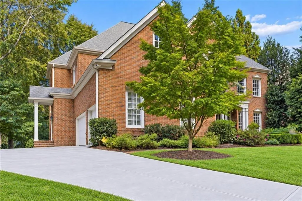 2870 Margaret Mitchell Drive Nw, Atlanta, Georgia 30327, 5 Bedrooms Bedrooms, 0 ,5 BathroomsBathrooms,Residential,For Sale,2870 Margaret Mitchell Drive Nw,7855255