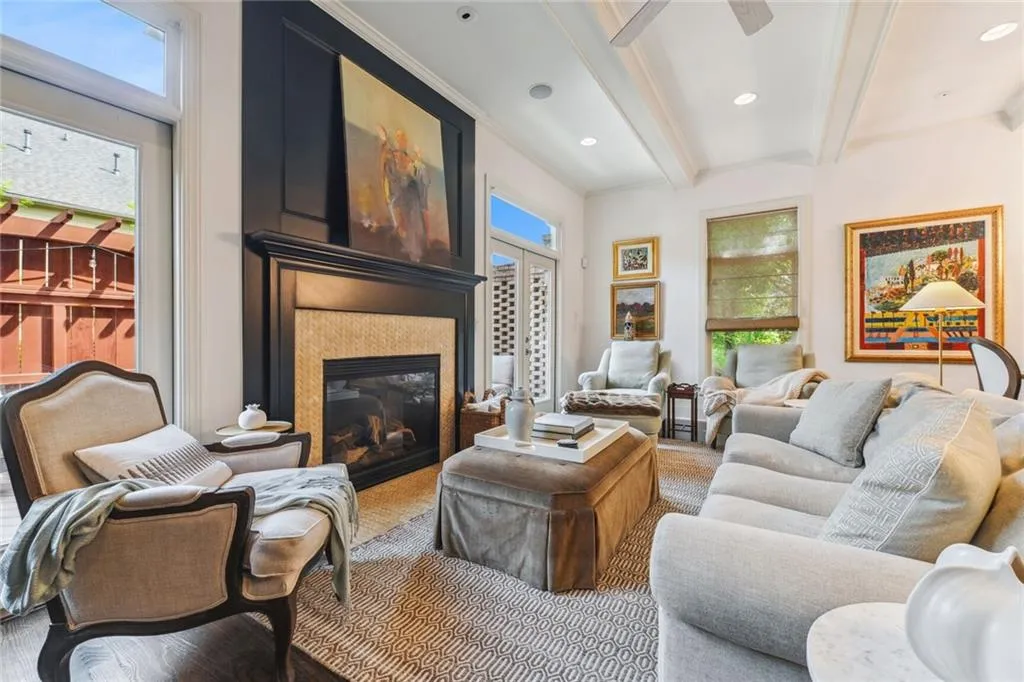 679 Lockton Street, Sandy Springs, Georgia 30342, 4 Bedrooms Bedrooms, ,4 BathroomsBathrooms,Residential,Sold,679 Lockton Street,7385178