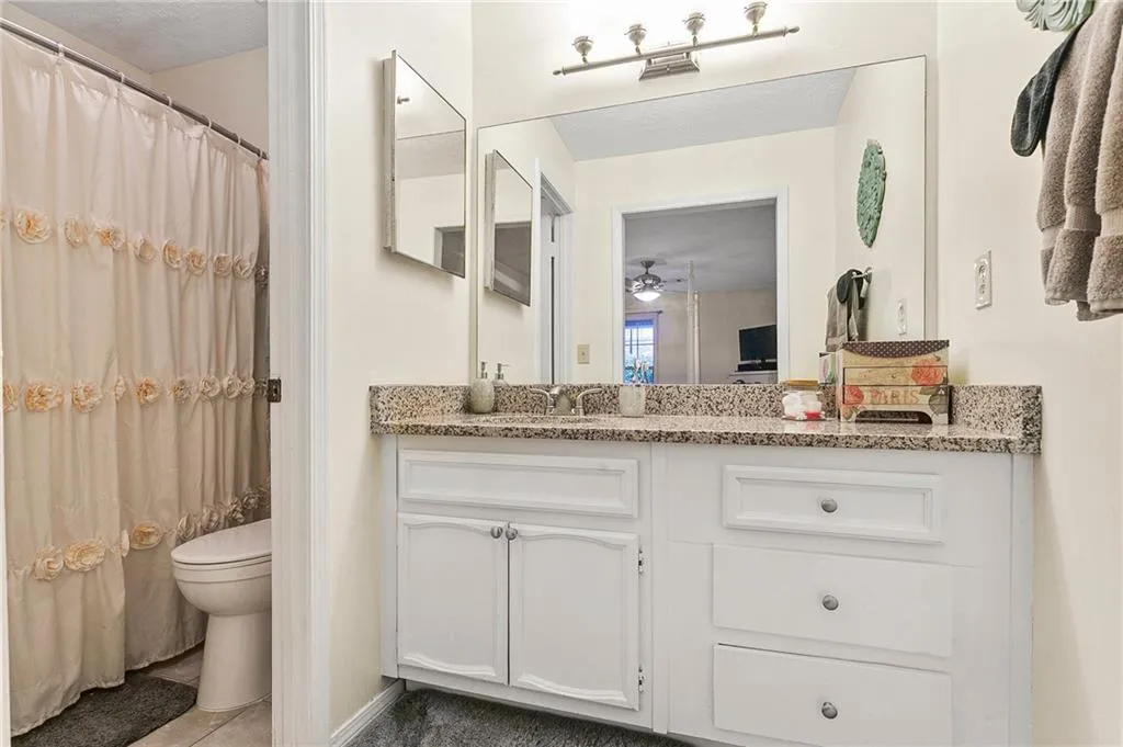 1405 Vicksburg Place, Sandy Springs, Georgia 30350, 2 Bedrooms Bedrooms, ,2 BathroomsBathrooms,Residential,Sold,1405 Vicksburg Place,6967849