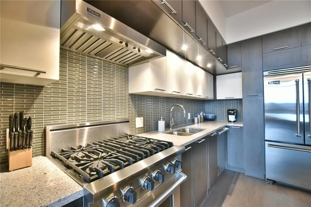 1820 Peachtree Street Unit 1111, Atlanta, Georgia 30309, 2 Bedrooms Bedrooms, ,2 BathroomsBathrooms,Residential,Sold,1820 Peachtree Street Unit 1111,5736084