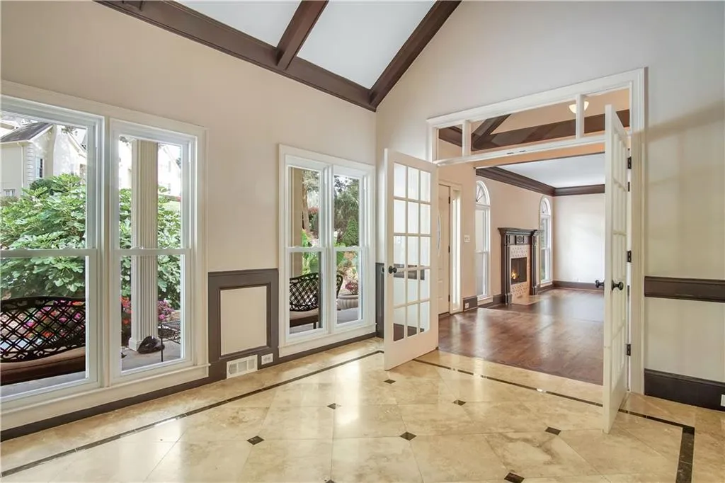 130 Wicksford Glen, Sandy Springs, Georgia 30350, 6 Bedrooms Bedrooms, ,5 BathroomsBathrooms,Residential,Sold,130 Wicksford Glen,6770250