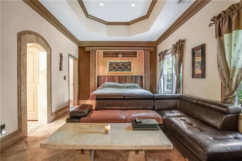130 Wicksford Glen, Sandy Springs, Georgia 30350, 6 Bedrooms Bedrooms, ,5 BathroomsBathrooms,Residential,Sold,130 Wicksford Glen,6770250