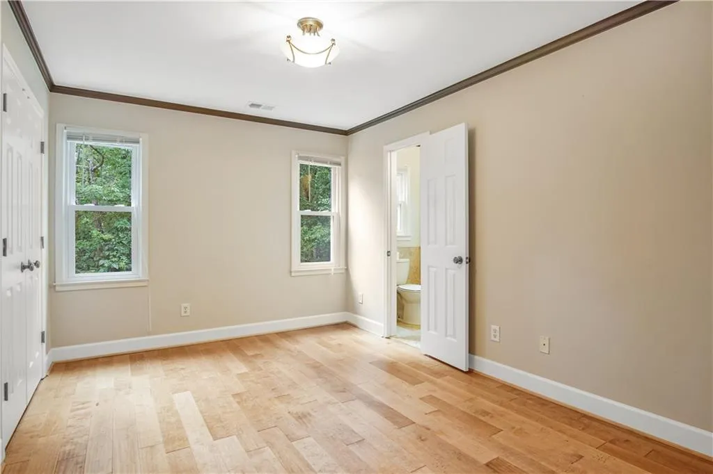 130 Wicksford Glen, Sandy Springs, Georgia 30350, 6 Bedrooms Bedrooms, ,5 BathroomsBathrooms,Residential,Sold,130 Wicksford Glen,6770250