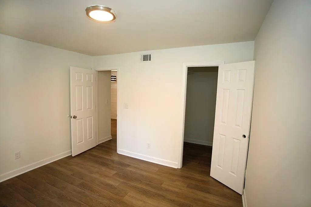 427 Granville Court, Sandy Springs, Georgia 30328, 1 Bedroom Bedrooms, ,1 BathroomBathrooms,Residential,Sold,427 Granville Court,6863369