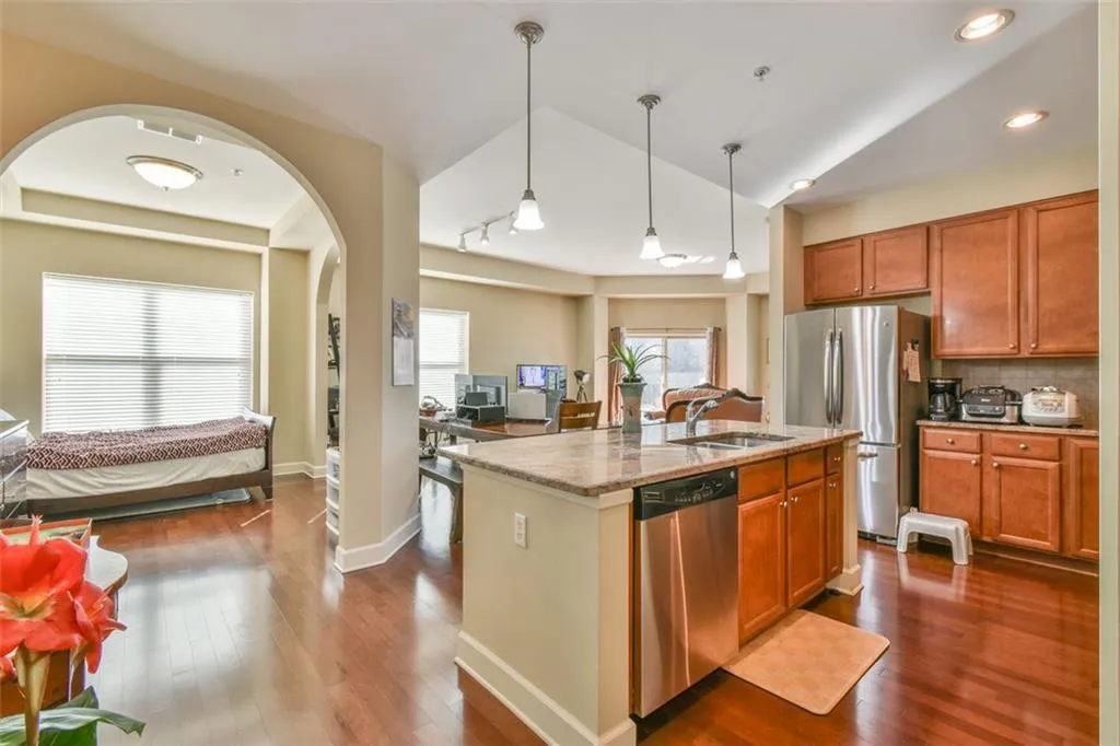 200 River Vista Drive Unit 730, Atlanta, Georgia 30339, 2 Bedrooms Bedrooms, ,2 BathroomsBathrooms,Residential,Sold,200 River Vista Drive Unit 730,7166098