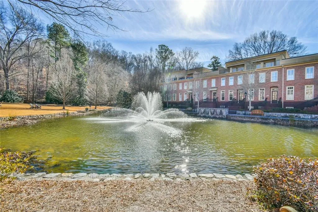 200 River Vista Drive Unit 730, Atlanta, Georgia 30339, 2 Bedrooms Bedrooms, ,2 BathroomsBathrooms,Residential,Sold,200 River Vista Drive Unit 730,7166098