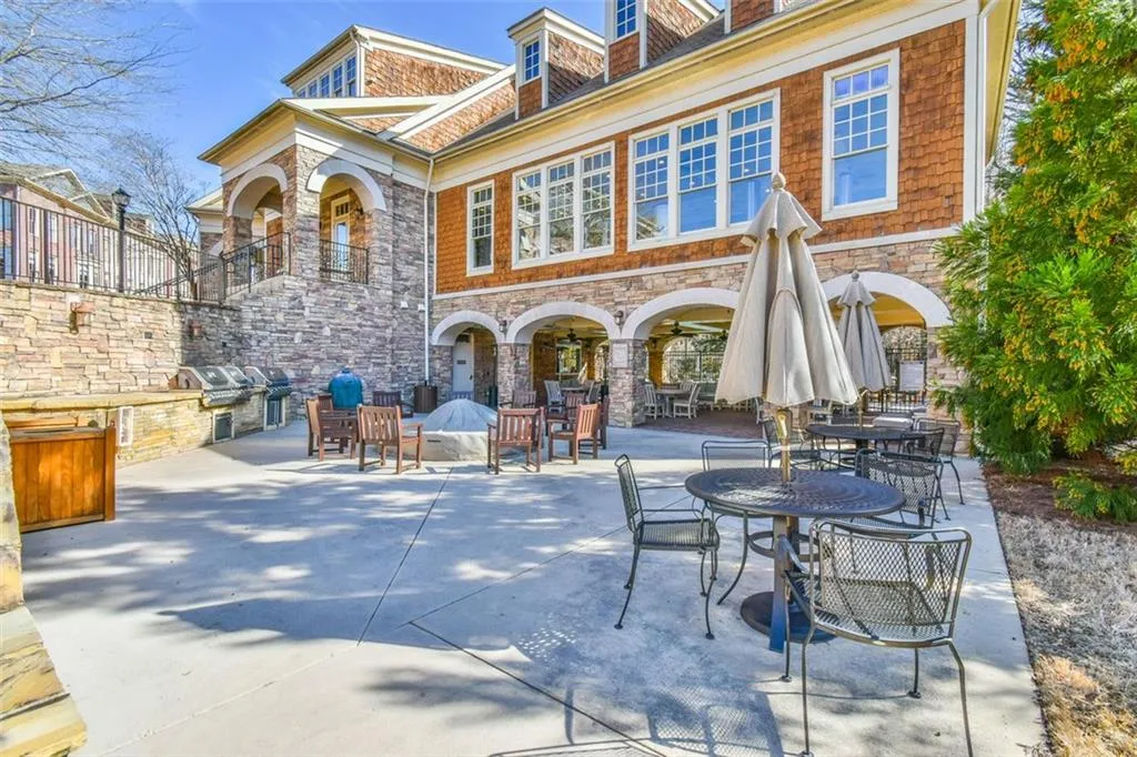 200 River Vista Drive Unit 730, Atlanta, Georgia 30339, 2 Bedrooms Bedrooms, ,2 BathroomsBathrooms,Residential,Sold,200 River Vista Drive Unit 730,7166098