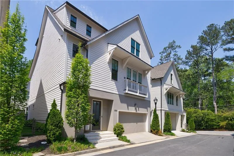 Atlanta, Georgia 30342, 4 Bedrooms Bedrooms, ,4 BathroomsBathrooms,Residential,Sold,7612726