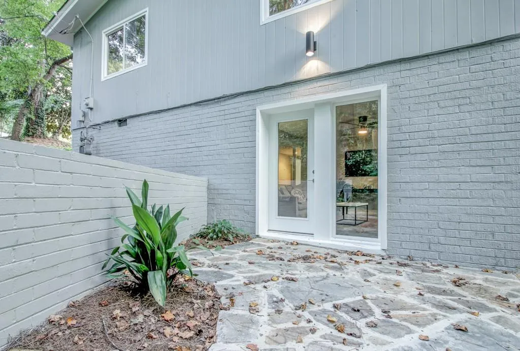 5890 Kayron Drive, Atlanta, Georgia 30328, 4 Bedrooms Bedrooms, ,3 BathroomsBathrooms,Residential,Sold,5890 Kayron Drive,5583120