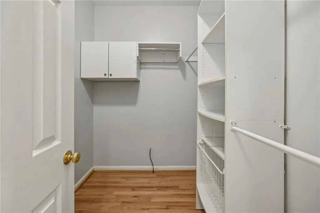 3741 Ashford Point Ne, Atlanta, Georgia 30319, 5 Bedrooms Bedrooms, ,4 BathroomsBathrooms,Residential,For Sale,3741 Ashford Point Ne,7670530 3741 Ashford Point Ne, Atlanta, Georgia 30319, 5 Bedrooms Bedrooms, ,4 BathroomsBathrooms,Residential,For Sale,3741 Ashford Point Ne,7670530