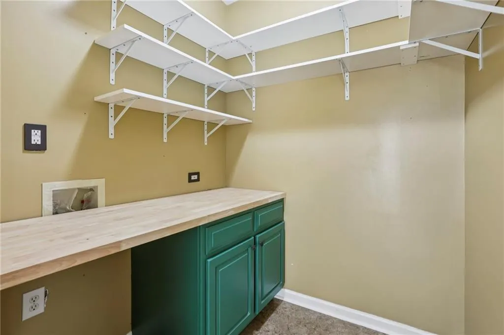 3741 Ashford Point Ne, Atlanta, Georgia 30319, 5 Bedrooms Bedrooms, ,4 BathroomsBathrooms,Residential,For Sale,3741 Ashford Point Ne,7670530 3741 Ashford Point Ne, Atlanta, Georgia 30319, 5 Bedrooms Bedrooms, ,4 BathroomsBathrooms,Residential,For Sale,3741 Ashford Point Ne,7670530