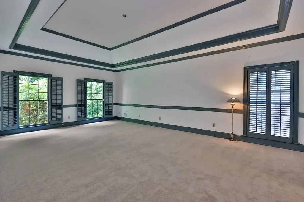 190 Grosvenor Place Nw, Atlanta, Georgia 30328, 4 Bedrooms Bedrooms, ,3 BathroomsBathrooms,Residential,Sold,190 Grosvenor Place Nw,6715496