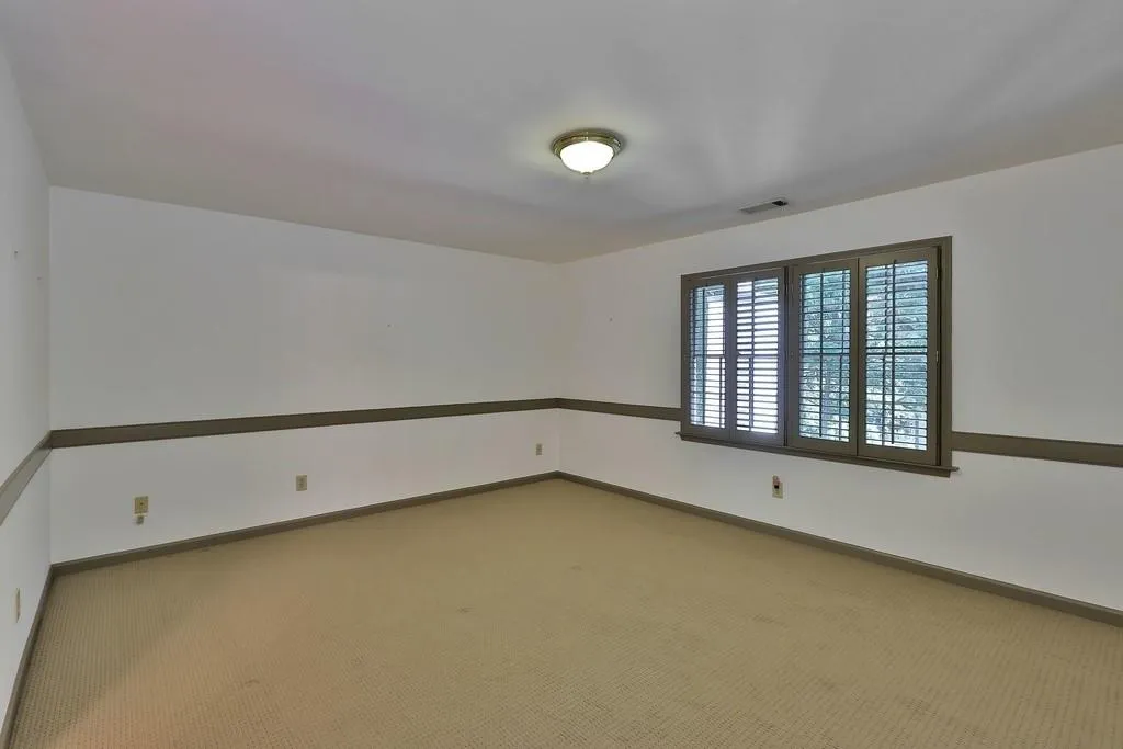 190 Grosvenor Place Nw, Atlanta, Georgia 30328, 4 Bedrooms Bedrooms, ,3 BathroomsBathrooms,Residential,Sold,190 Grosvenor Place Nw,6715496