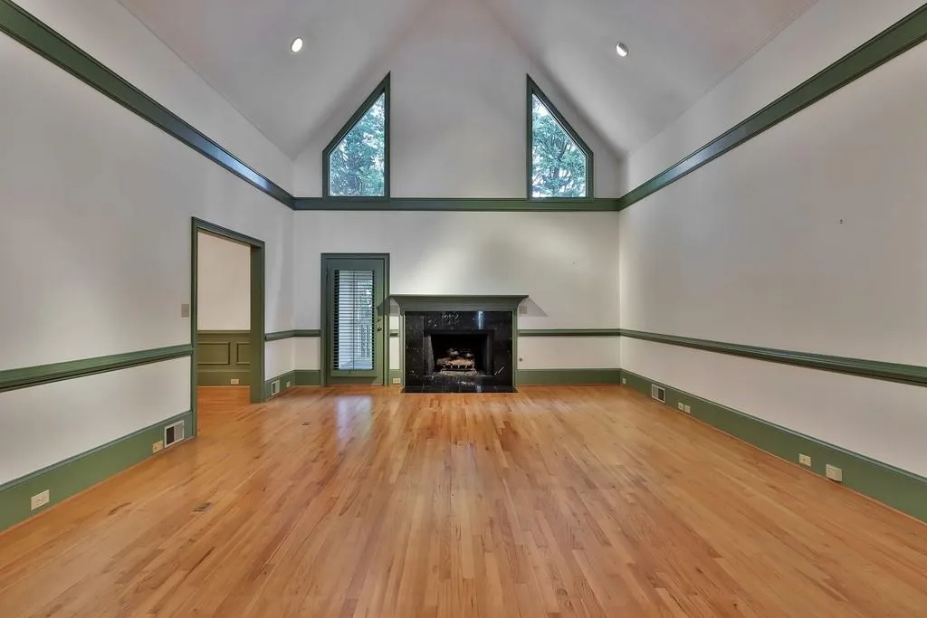 190 Grosvenor Place Nw, Atlanta, Georgia 30328, 4 Bedrooms Bedrooms, ,3 BathroomsBathrooms,Residential,Sold,190 Grosvenor Place Nw,6715496