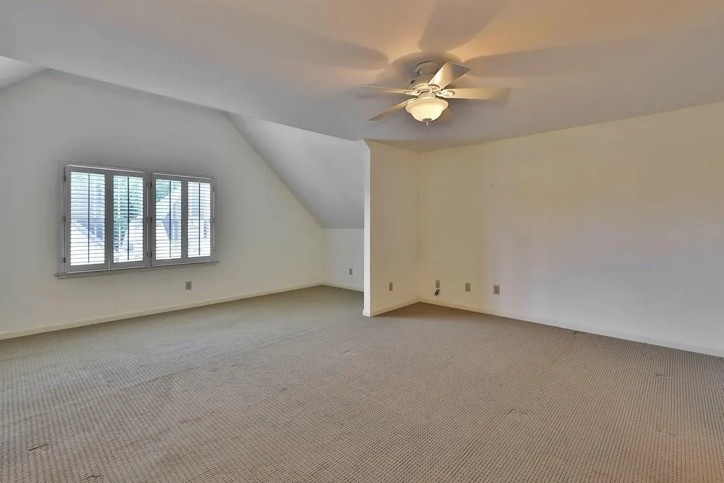 190 Grosvenor Place Nw, Atlanta, Georgia 30328, 4 Bedrooms Bedrooms, ,3 BathroomsBathrooms,Residential,Sold,190 Grosvenor Place Nw,6715496