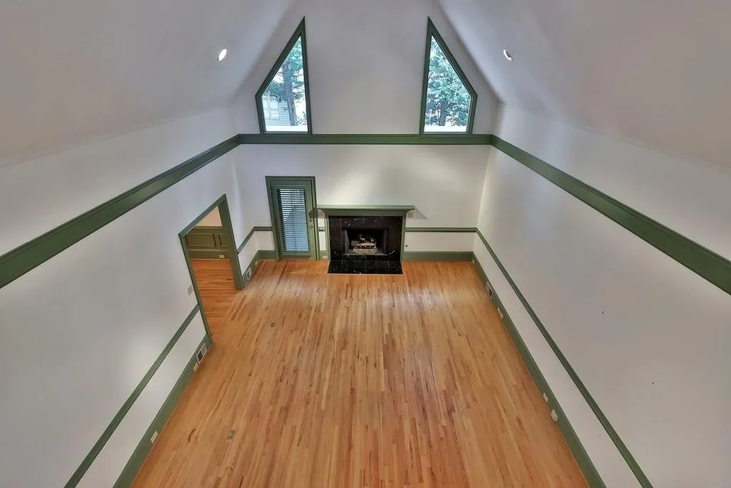 190 Grosvenor Place Nw, Atlanta, Georgia 30328, 4 Bedrooms Bedrooms, ,3 BathroomsBathrooms,Residential,Sold,190 Grosvenor Place Nw,6715496