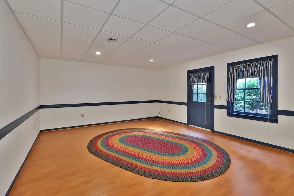 190 Grosvenor Place Nw, Atlanta, Georgia 30328, 4 Bedrooms Bedrooms, ,3 BathroomsBathrooms,Residential,Sold,190 Grosvenor Place Nw,6715496