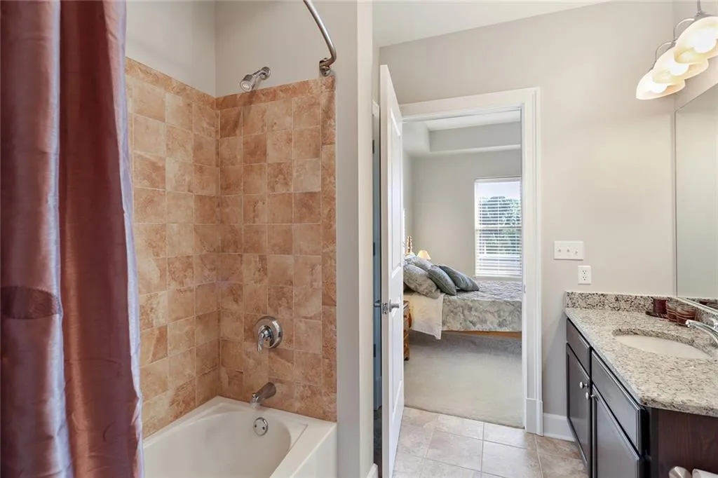 200 River Vista Drive Unit 715, Atlanta, Georgia 30339, 2 Bedrooms Bedrooms, ,2 BathroomsBathrooms,Residential,Sold,200 River Vista Drive Unit 715,6936402
