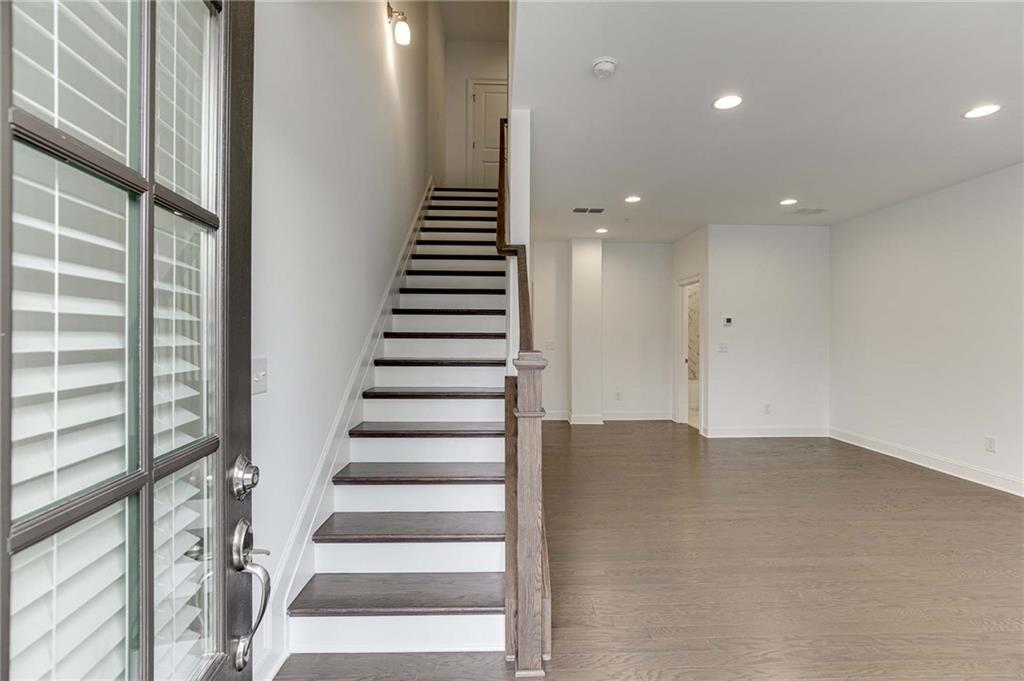 6675 Prelude Drive Unit 170, Sandy Springs, Georgia 30328, 3 Bedrooms Bedrooms, ,4 BathroomsBathrooms,Residential,Sold,6675 Prelude Drive Unit 170,7207726