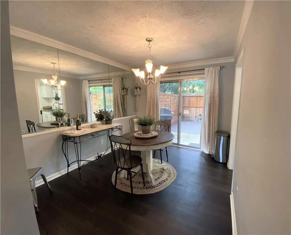 6207 Park Avenue Unit 2, Sandy Springs, Georgia 30342, 2 Bedrooms Bedrooms, ,1 BathroomBathrooms,Residential,Sold,6207 Park Avenue Unit 2,6915573