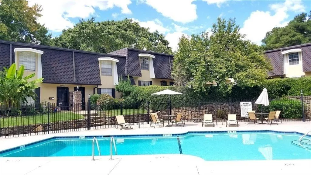 6207 Park Avenue Unit 2, Sandy Springs, Georgia 30342, 2 Bedrooms Bedrooms, ,1 BathroomBathrooms,Residential,Sold,6207 Park Avenue Unit 2,6915573