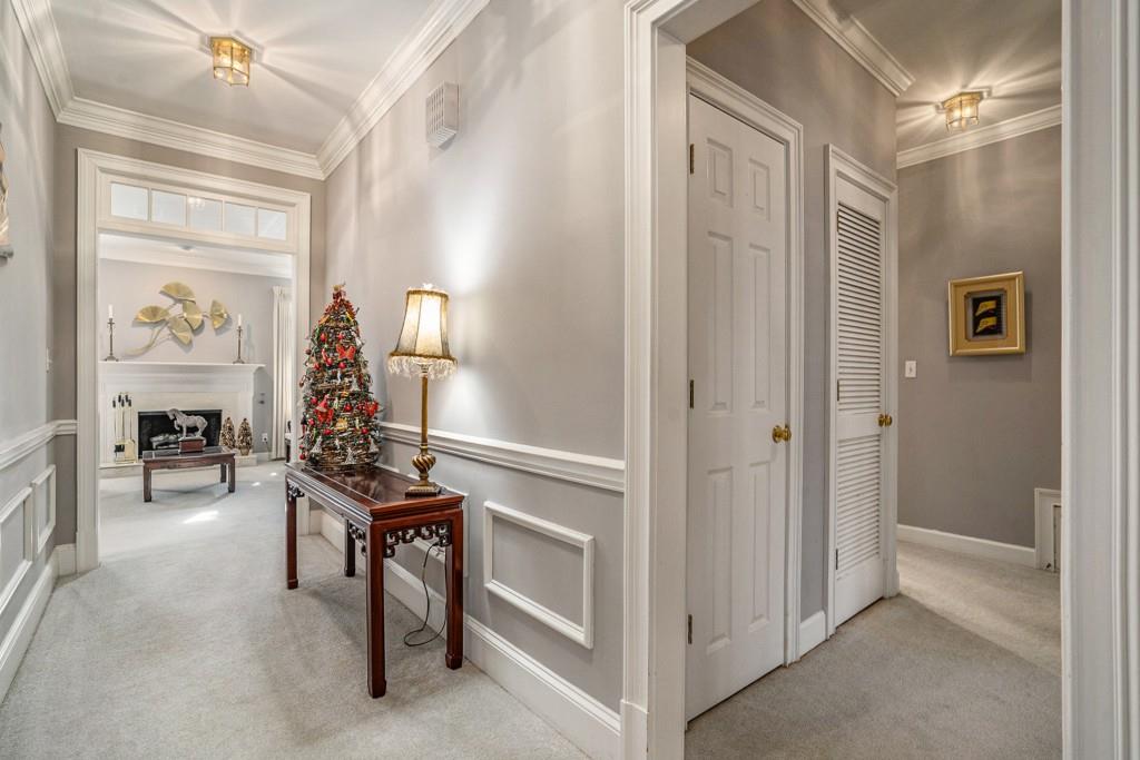 7155 Roswell Road Unit 6, Sandy Springs, Georgia 30328, 3 Bedrooms Bedrooms, ,2 BathroomsBathrooms,Residential,Sold,7155 Roswell Road Unit 6,7313753