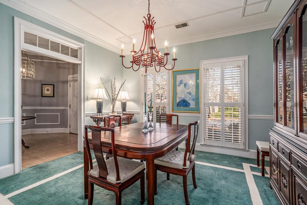 7155 Roswell Road Unit 6, Sandy Springs, Georgia 30328, 3 Bedrooms Bedrooms, ,2 BathroomsBathrooms,Residential,Sold,7155 Roswell Road Unit 6,7313753