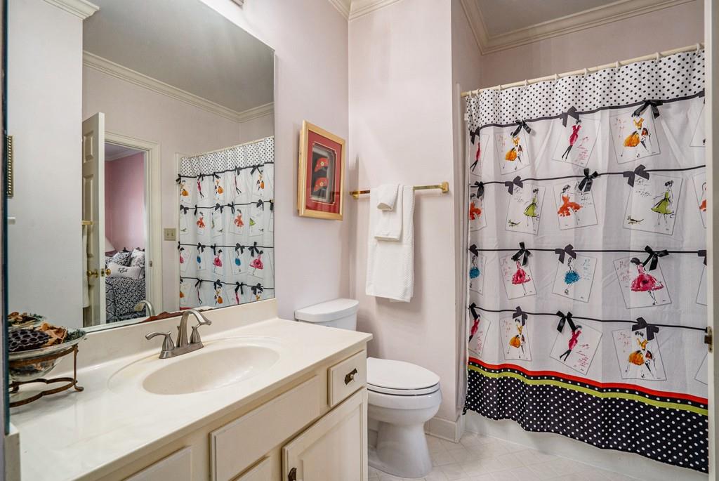 7155 Roswell Road Unit 6, Sandy Springs, Georgia 30328, 3 Bedrooms Bedrooms, ,2 BathroomsBathrooms,Residential,Sold,7155 Roswell Road Unit 6,7313753