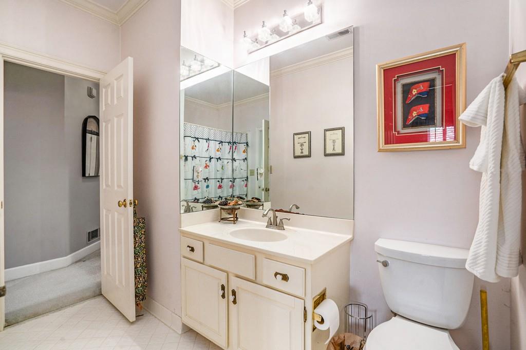 7155 Roswell Road Unit 6, Sandy Springs, Georgia 30328, 3 Bedrooms Bedrooms, ,2 BathroomsBathrooms,Residential,Sold,7155 Roswell Road Unit 6,7313753