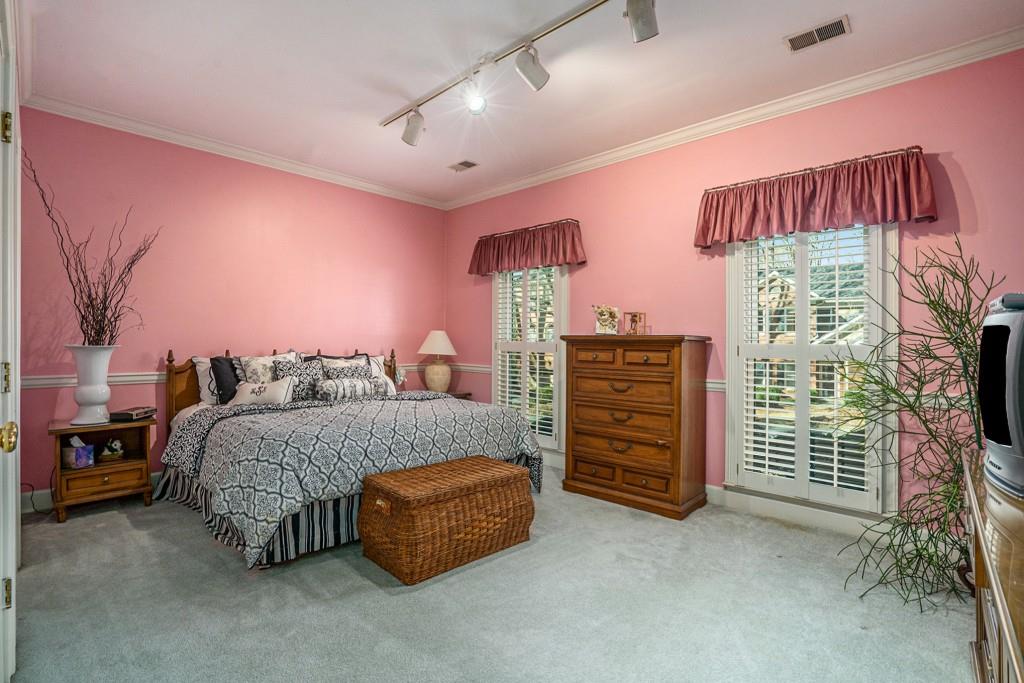 7155 Roswell Road Unit 6, Sandy Springs, Georgia 30328, 3 Bedrooms Bedrooms, ,2 BathroomsBathrooms,Residential,Sold,7155 Roswell Road Unit 6,7313753