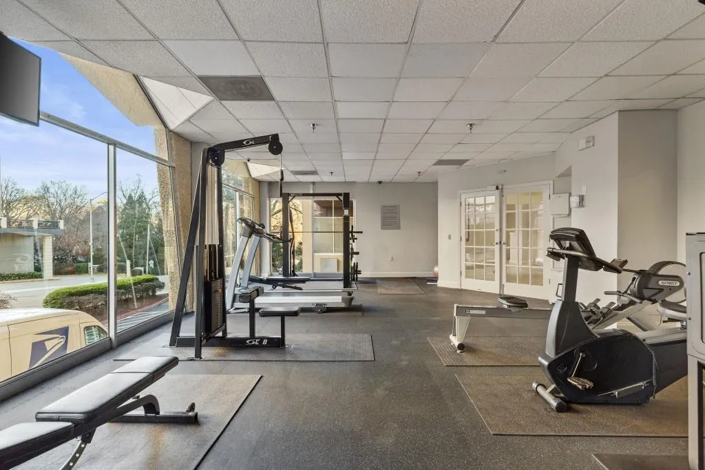 2479 Peachtree Road Ne Unit 1805, Atlanta, Georgia 30305, 2 Bedrooms Bedrooms, ,2 BathroomsBathrooms,Residential,For Sale,2479 Peachtree Road Ne Unit 1805,7558675