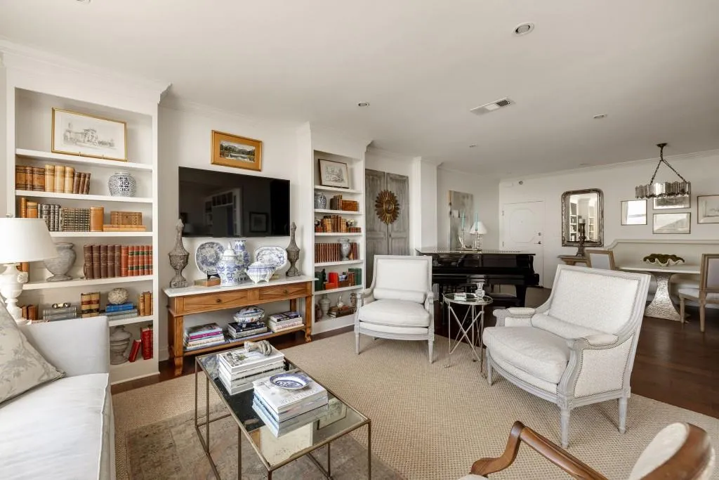 2479 Peachtree Road Ne Unit 1805, Atlanta, Georgia 30305, 2 Bedrooms Bedrooms, ,2 BathroomsBathrooms,Residential,For Sale,2479 Peachtree Road Ne Unit 1805,7558675