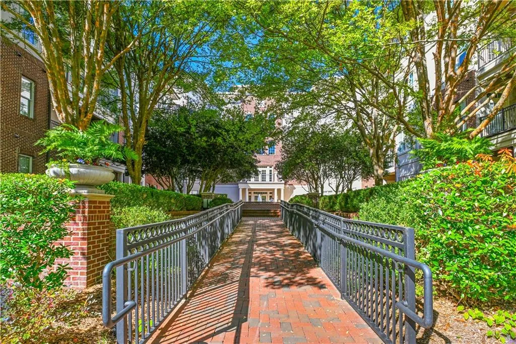3635 E Paces Circle Ne Unit 1410, Atlanta, Georgia 30326, 1 Bedroom Bedrooms, ,1 BathroomBathrooms,Residential,For Sale,3635 E Paces Circle Ne Unit 1410,7666835 3635 E Paces Circle Ne Unit 1410, Atlanta, Georgia 30326, 1 Bedroom Bedrooms, ,1 BathroomBathrooms,Residential,For Sale,3635 E Paces Circle Ne Unit 1410,7666835