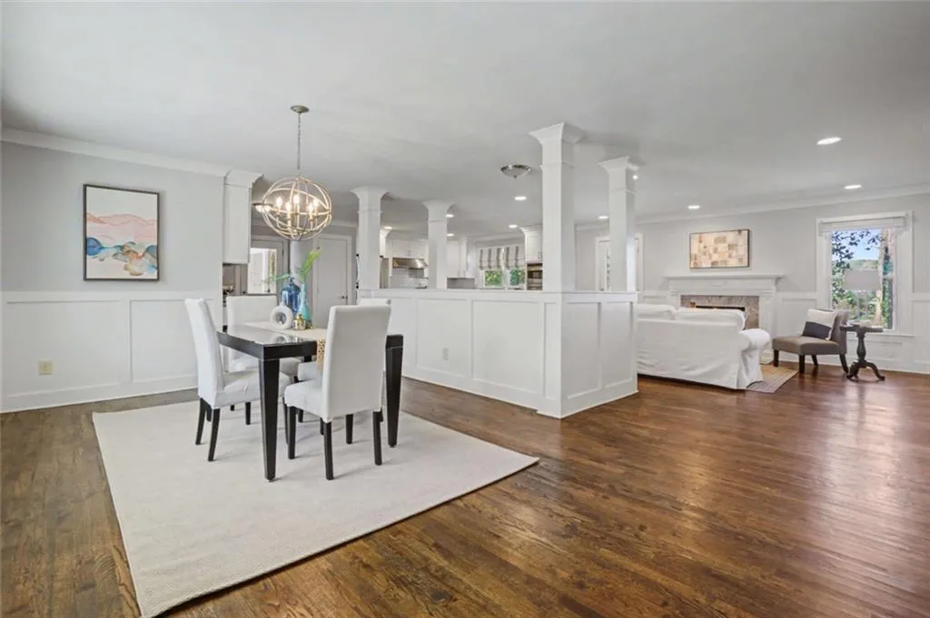 6570 Cherry Tree Lane Ne, Sandy Springs, Georgia 30328, 4 Bedrooms Bedrooms, ,3 BathroomsBathrooms,Residential,Sold,6570 Cherry Tree Lane Ne,7734564