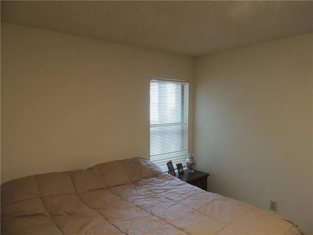 1415 Huntingdon Chase, Sandy Springs, Georgia 30350, 2 Bedrooms Bedrooms, ,2 BathroomsBathrooms,Residential,Sold,1415 Huntingdon Chase,6547863
