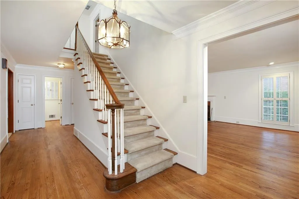770 Amster Green Drive, Sandy Springs, Georgia 30350, 4 Bedrooms Bedrooms, ,3 BathroomsBathrooms,Residential,Sold,770 Amster Green Drive,6509103