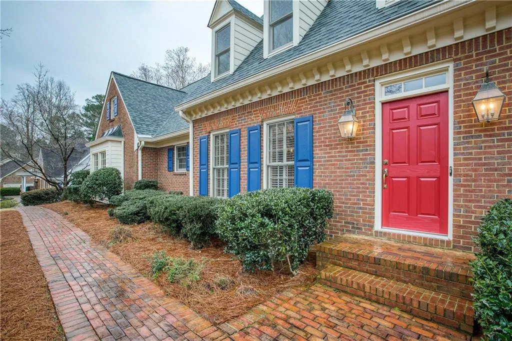 770 Amster Green Drive, Sandy Springs, Georgia 30350, 4 Bedrooms Bedrooms, ,3 BathroomsBathrooms,Residential,Sold,770 Amster Green Drive,6509103