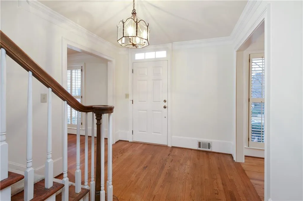 770 Amster Green Drive, Sandy Springs, Georgia 30350, 4 Bedrooms Bedrooms, ,3 BathroomsBathrooms,Residential,Sold,770 Amster Green Drive,6509103