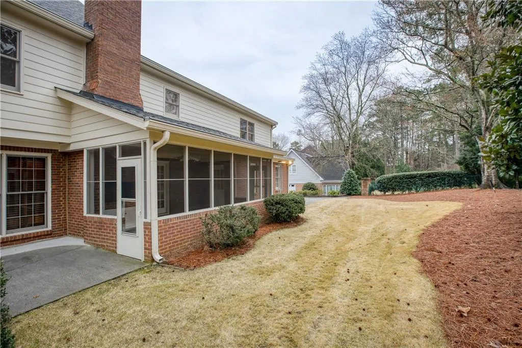 770 Amster Green Drive, Sandy Springs, Georgia 30350, 4 Bedrooms Bedrooms, ,3 BathroomsBathrooms,Residential,Sold,770 Amster Green Drive,6509103
