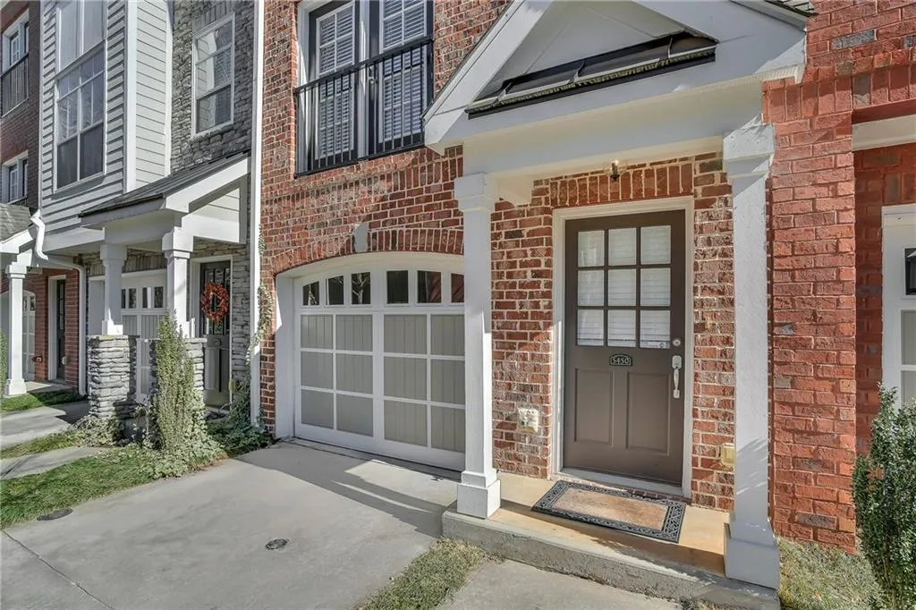 5450 Glenridge Park Unit 1302, Sandy Springs, Georgia 30342, 2 Bedrooms Bedrooms, ,2 BathroomsBathrooms,Residential,Sold,5450 Glenridge Park Unit 1302,5953561