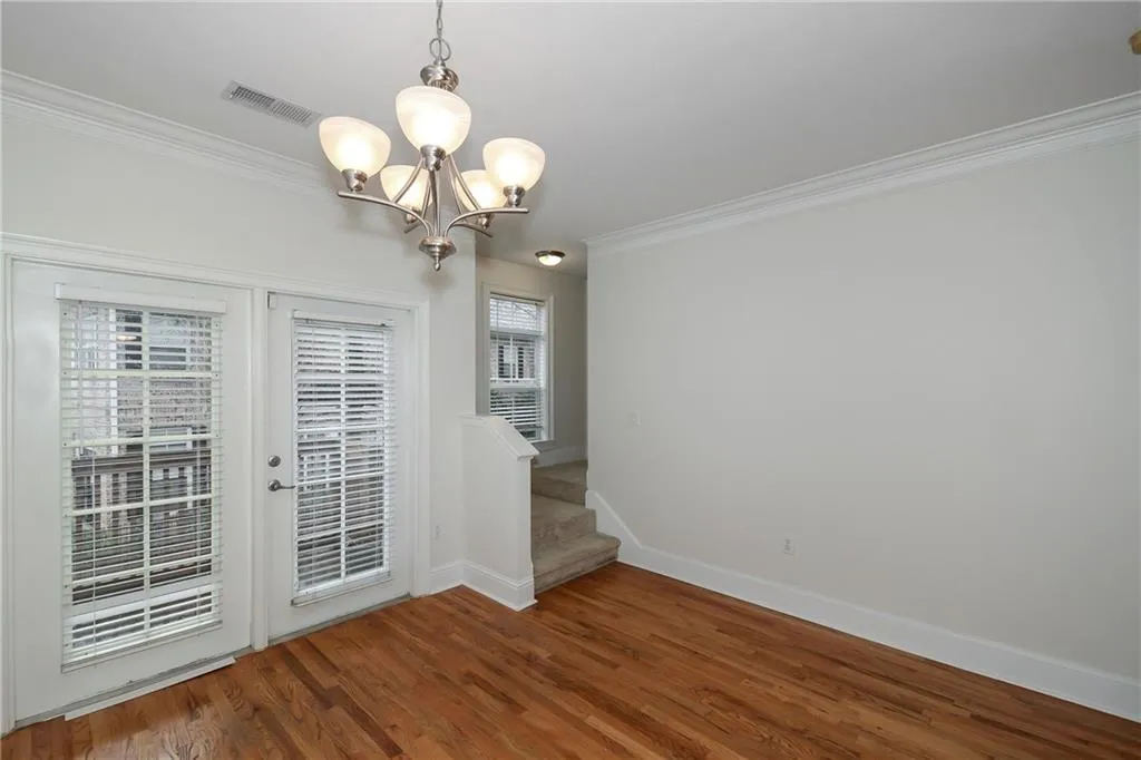 5450 Glenridge Park Unit 1302, Sandy Springs, Georgia 30342, 2 Bedrooms Bedrooms, ,2 BathroomsBathrooms,Residential,Sold,5450 Glenridge Park Unit 1302,5953561