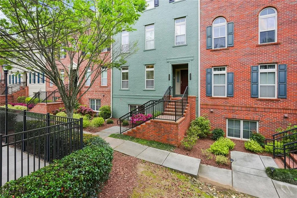 6467 Chariot Street Unit 31, Atlanta, Georgia 30328, 2 Bedrooms Bedrooms, ,2 BathroomsBathrooms,Residential,Sold,6467 Chariot Street Unit 31,7361097