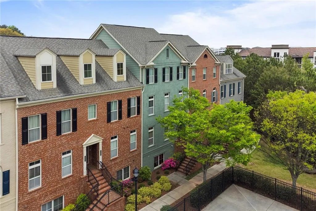 6467 Chariot Street Unit 31, Atlanta, Georgia 30328, 2 Bedrooms Bedrooms, ,2 BathroomsBathrooms,Residential,Sold,6467 Chariot Street Unit 31,7361097