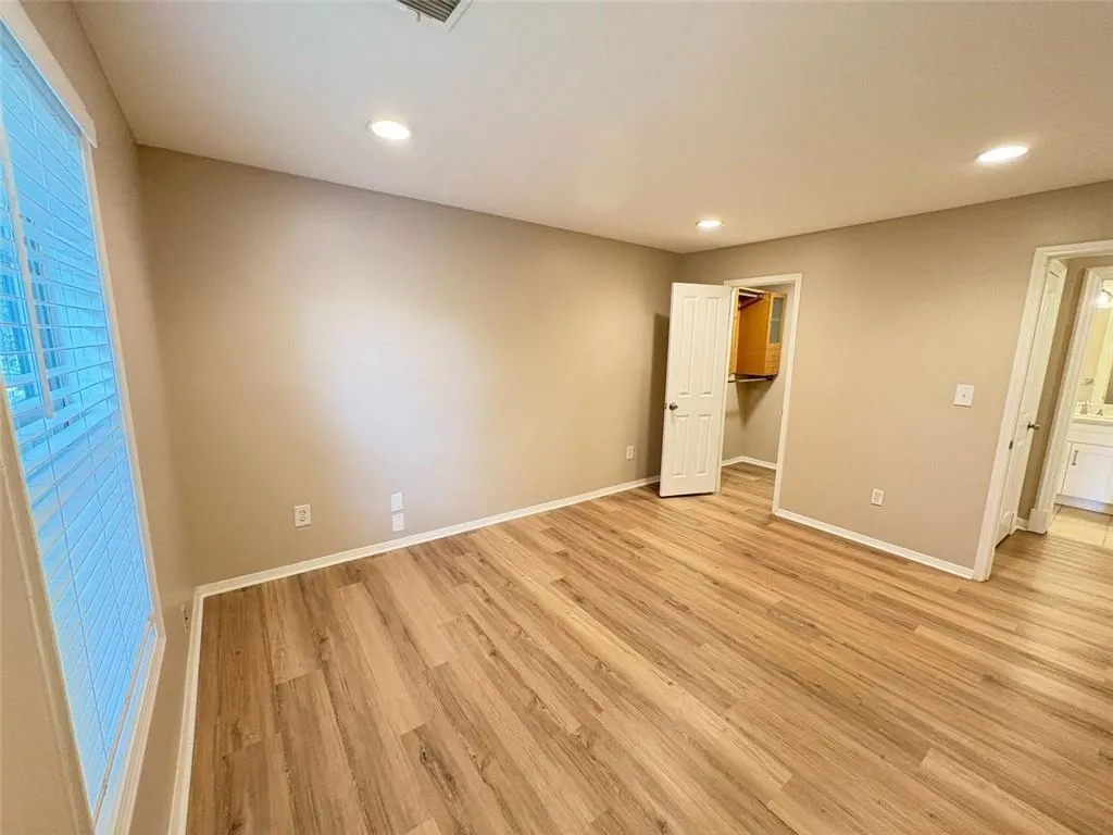 1304 Natchez Trace, Atlanta, Georgia 30350, 2 Bedrooms Bedrooms, ,1 BathroomBathrooms,Residential,For Sale,1304 Natchez Trace,7630427