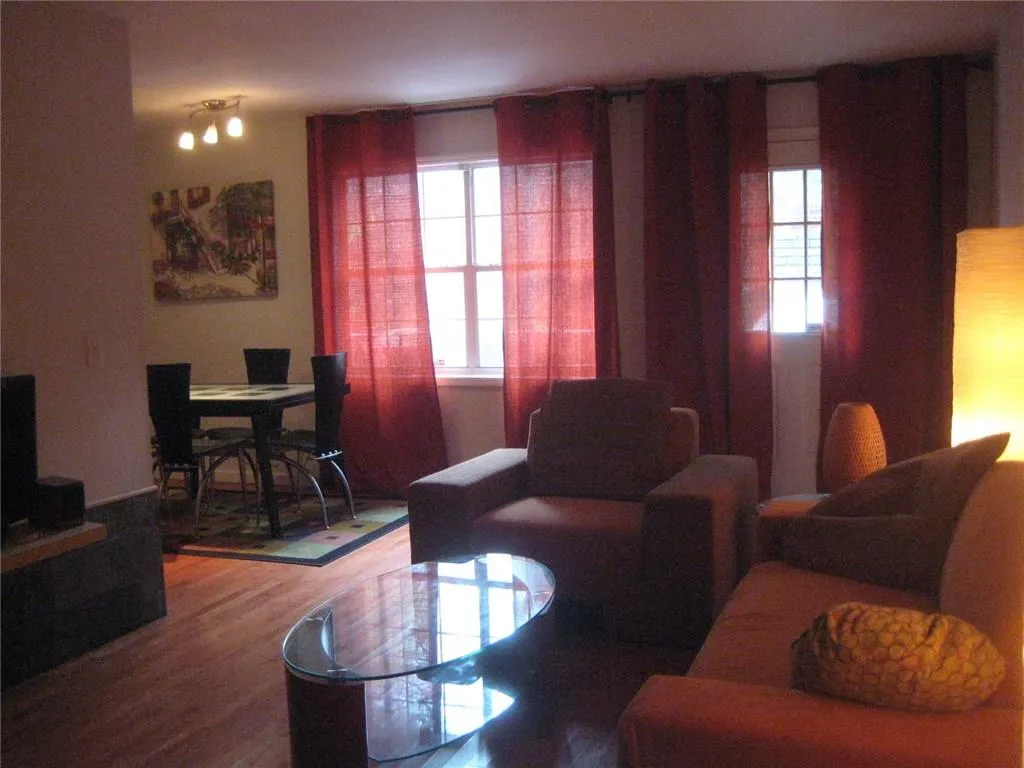 5375 Roswell Road Unit A3, Atlanta, Georgia 30342, 1 Bedroom Bedrooms, ,1 BathroomBathrooms,Residential,Sold,5375 Roswell Road Unit A3,5674245