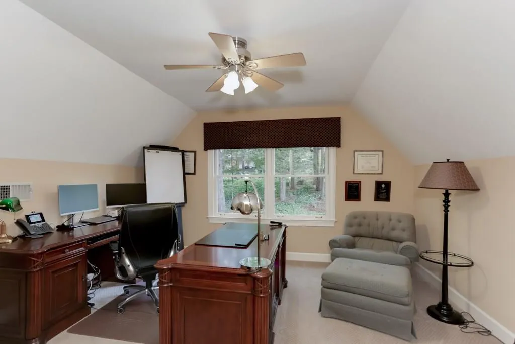 185 Grogans Landing, Sandy Springs, Georgia 30350, 6 Bedrooms Bedrooms, ,4 BathroomsBathrooms,Residential,Sold,185 Grogans Landing,6088493